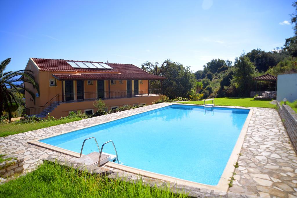 Krystallia Apartments Dassia (Corfu) Exterior photo